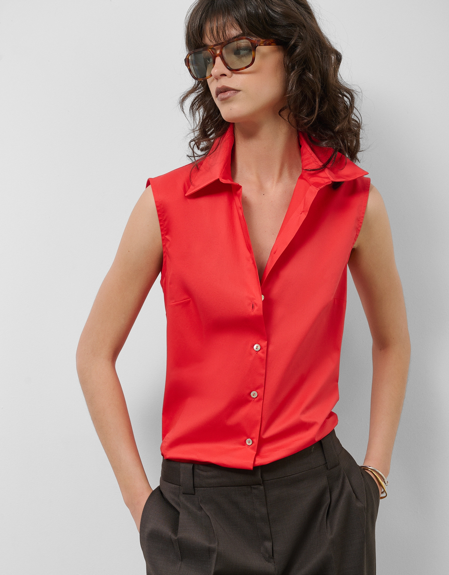 Red cotton sleeveless shirt - Woman - SS2025 | Roberto Verino