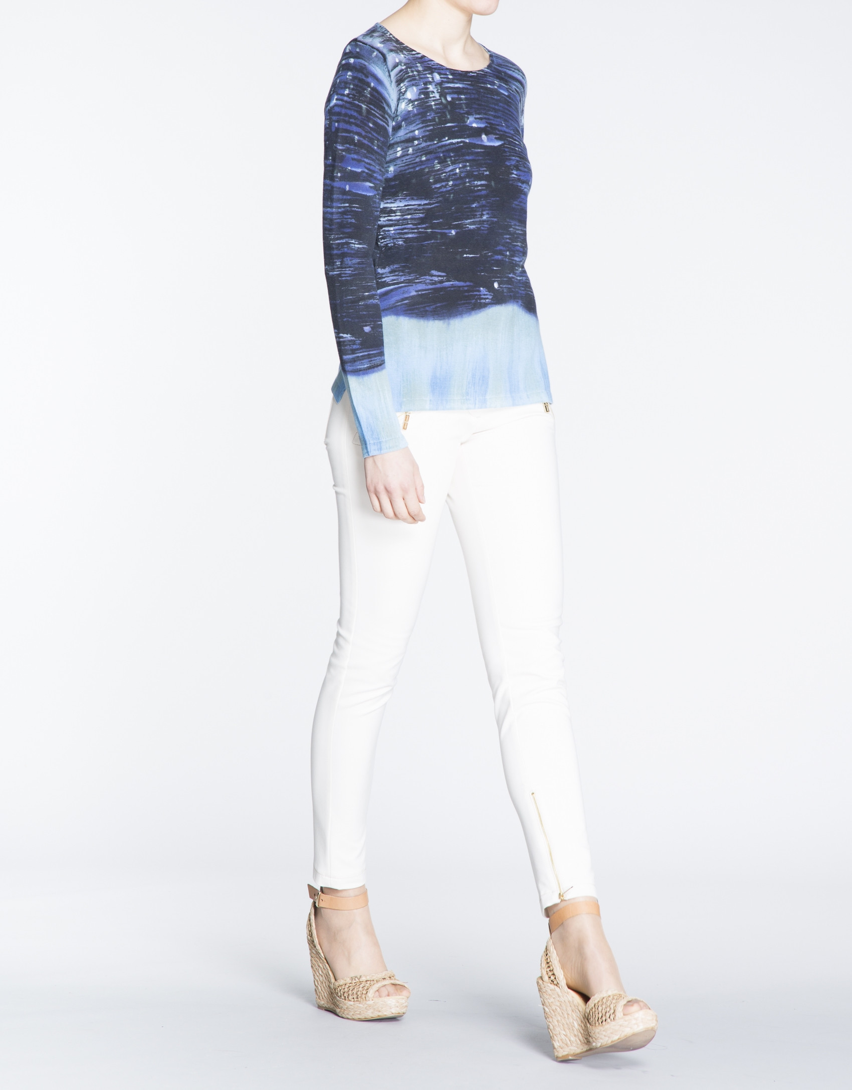 Blue hand-printed long sleeve sweater 
