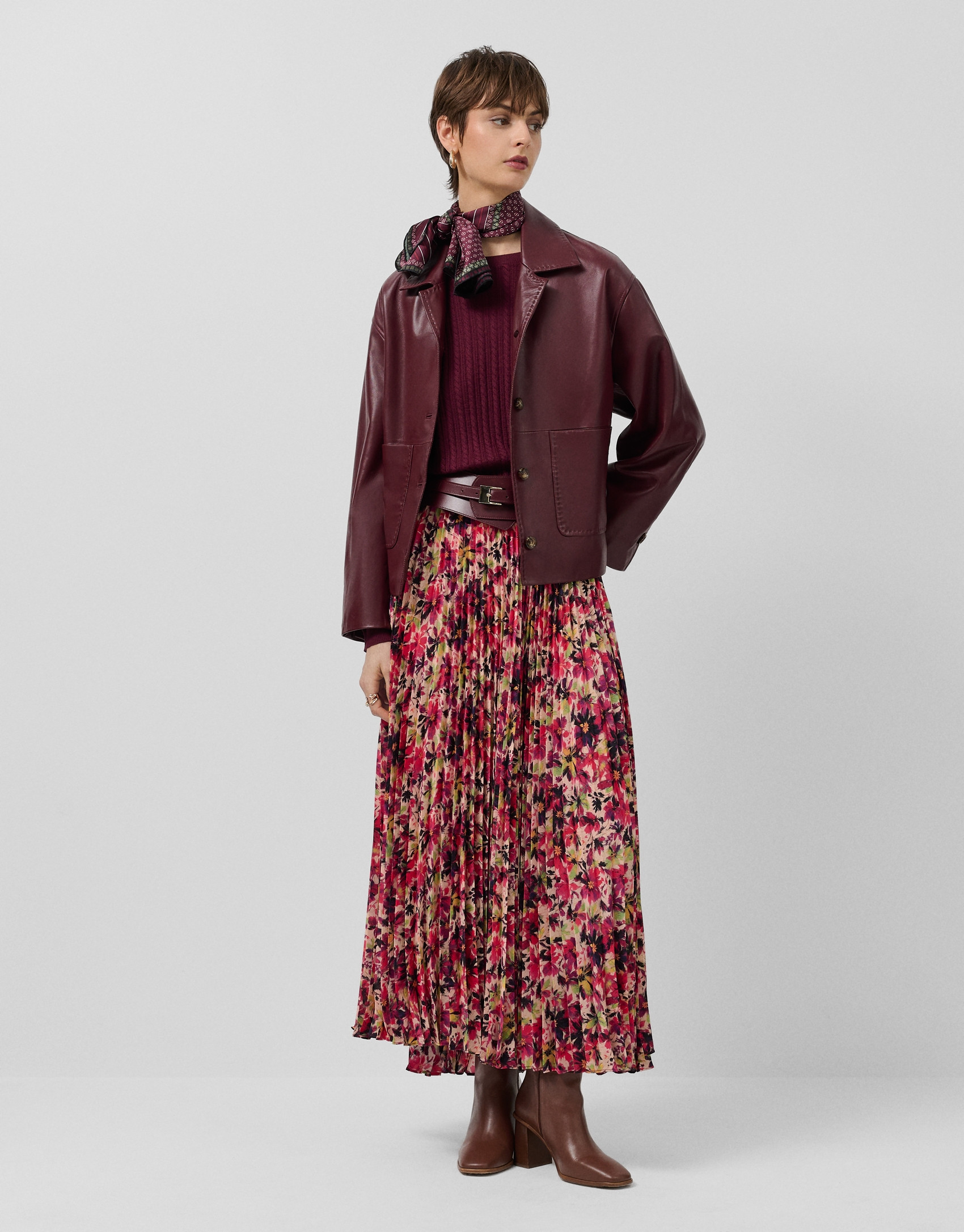 Pleated crepe georgette midi skirt with ... | Roberto Verino