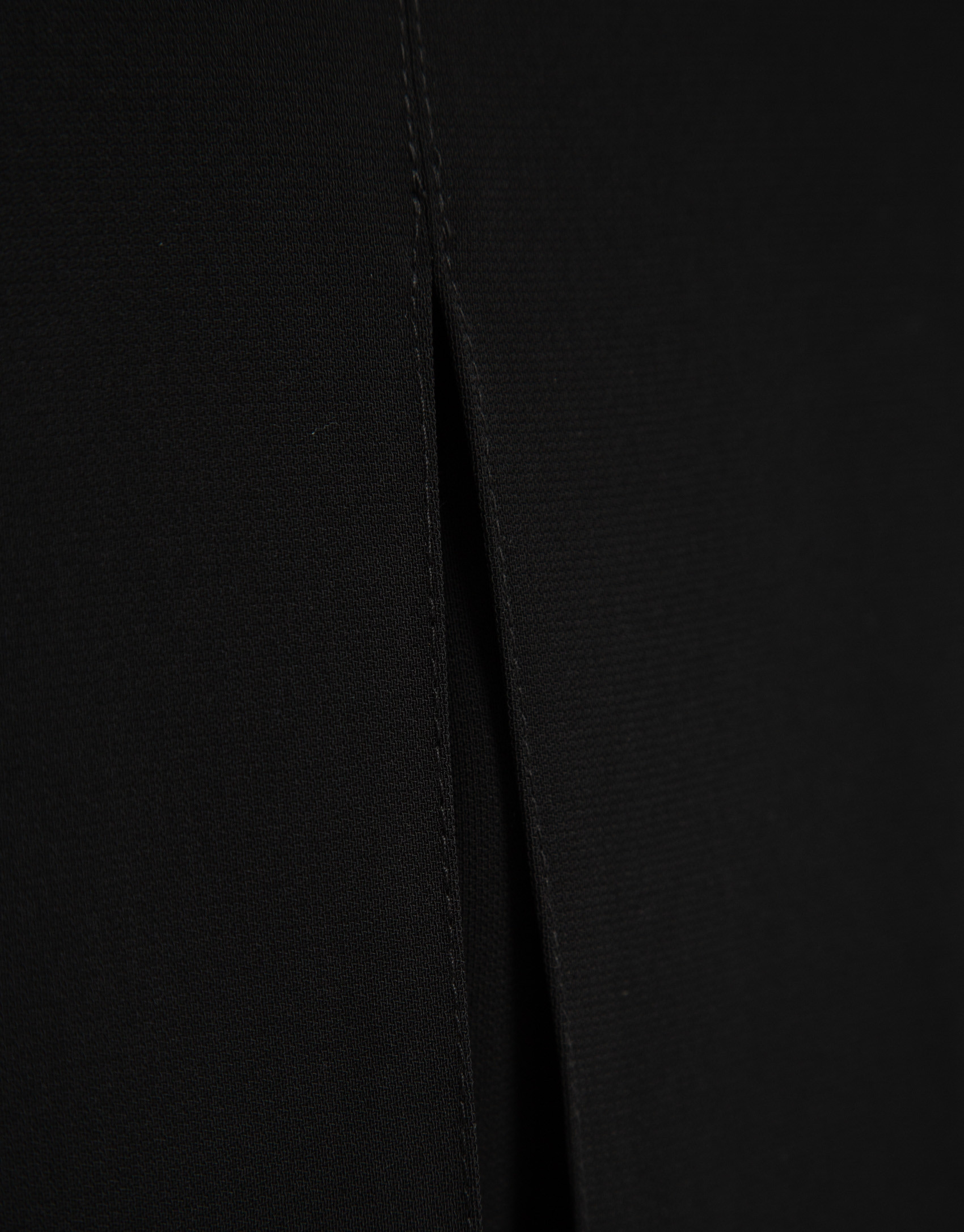 Pantalón ancho con abertura crepe negro - Mujer | Roberto Verino