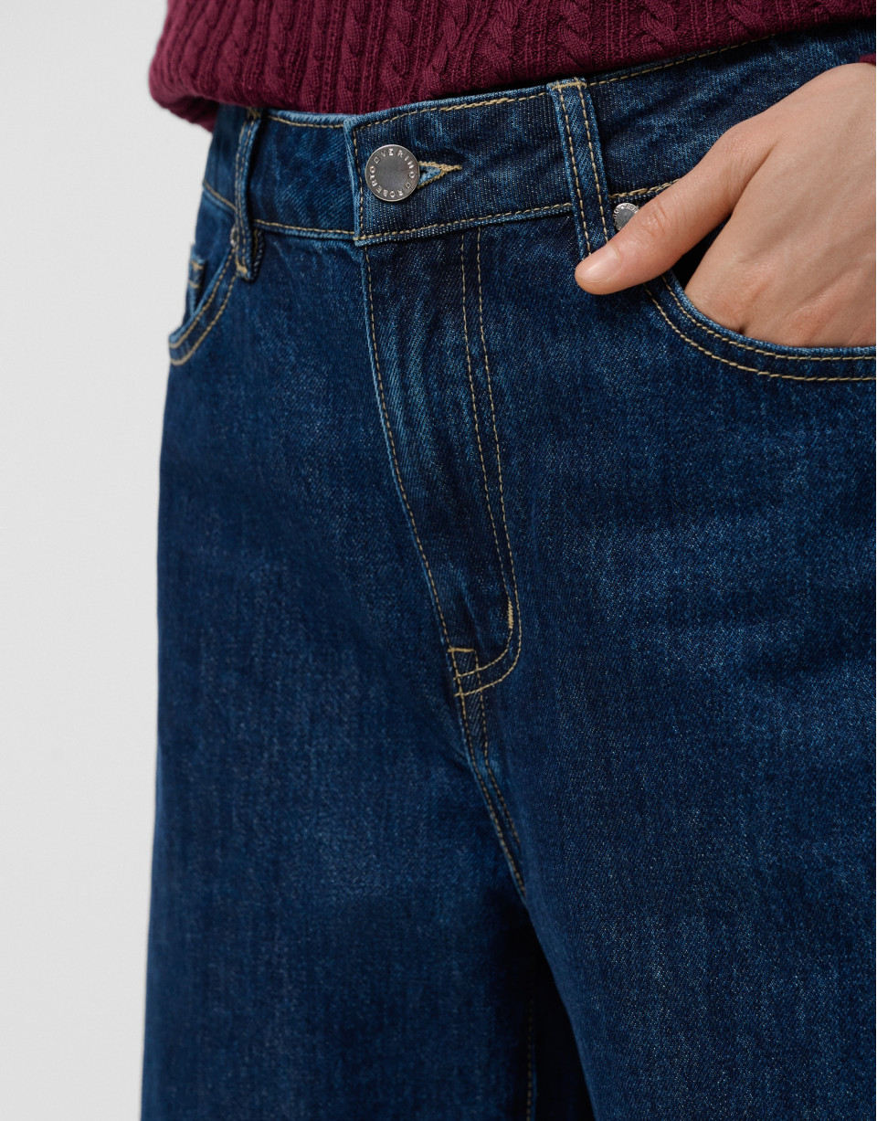 Wide-legged blue jeans - Woman - AW2025 | Roberto Verino