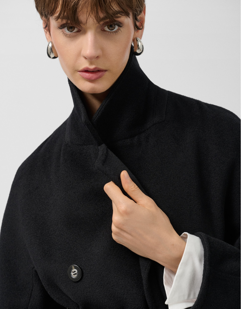 Long black double-breasted coat - Woman | Roberto Verino