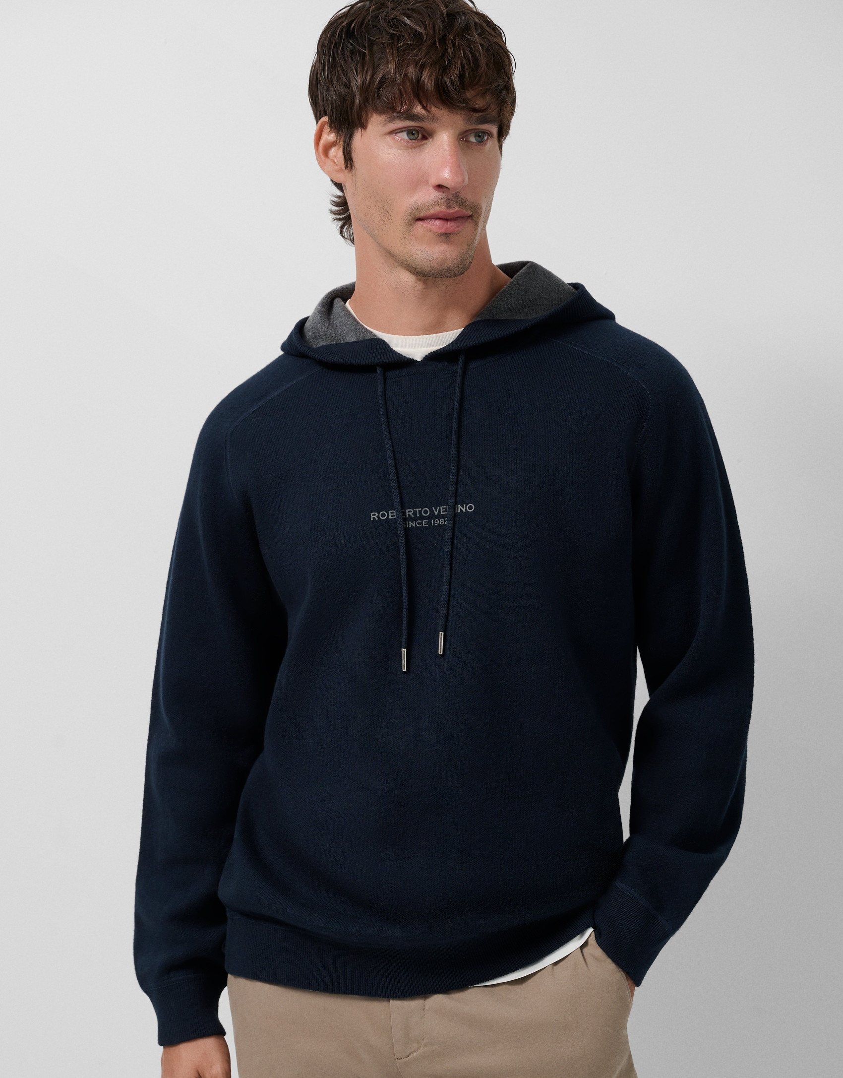 Navy wool/cotton hoodie - Man - AW2025 | Roberto Verino