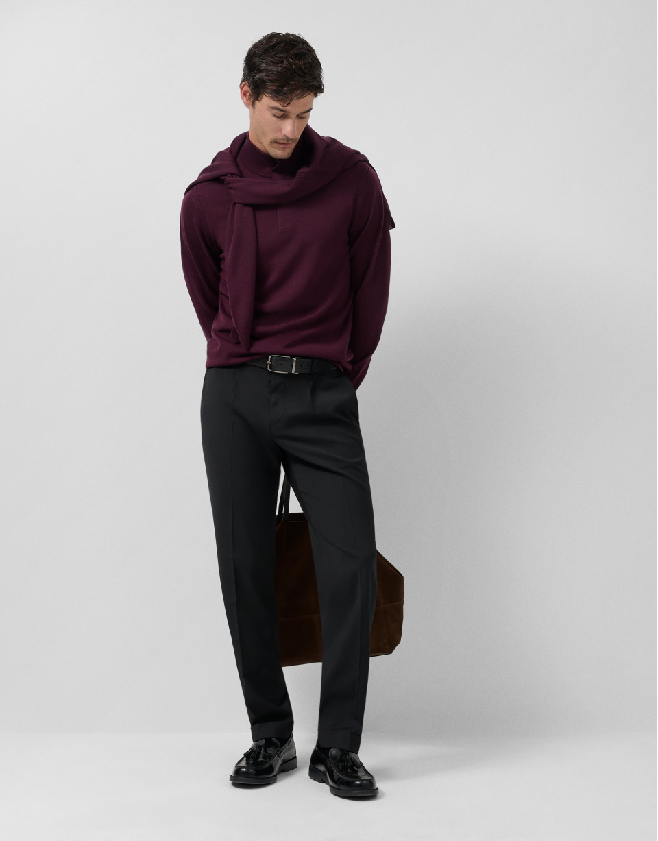 Plum wool zip-neck sweater - Man - AW2025 | Roberto Verino