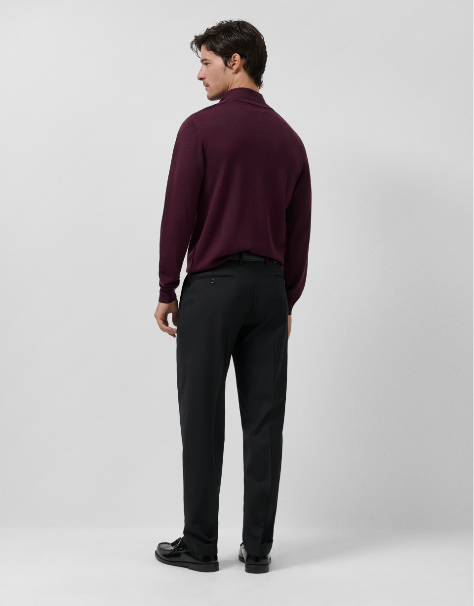 Plum wool zip-neck sweater - Man - AW2025 | Roberto Verino