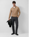 Jersey cuello tipo polo tricotado camel | Roberto Verino