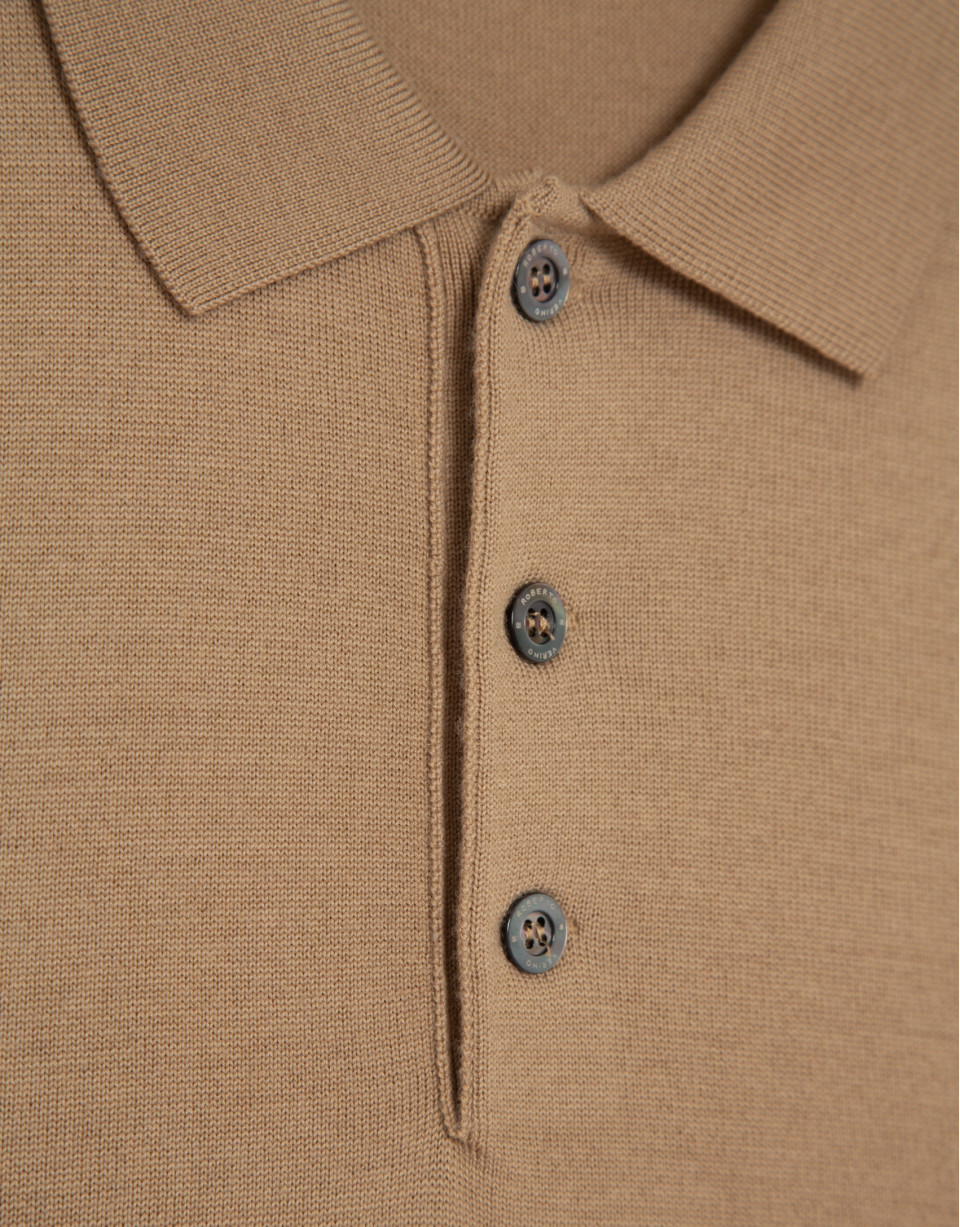 Jersey cuello tipo polo tricotado camel | Roberto Verino