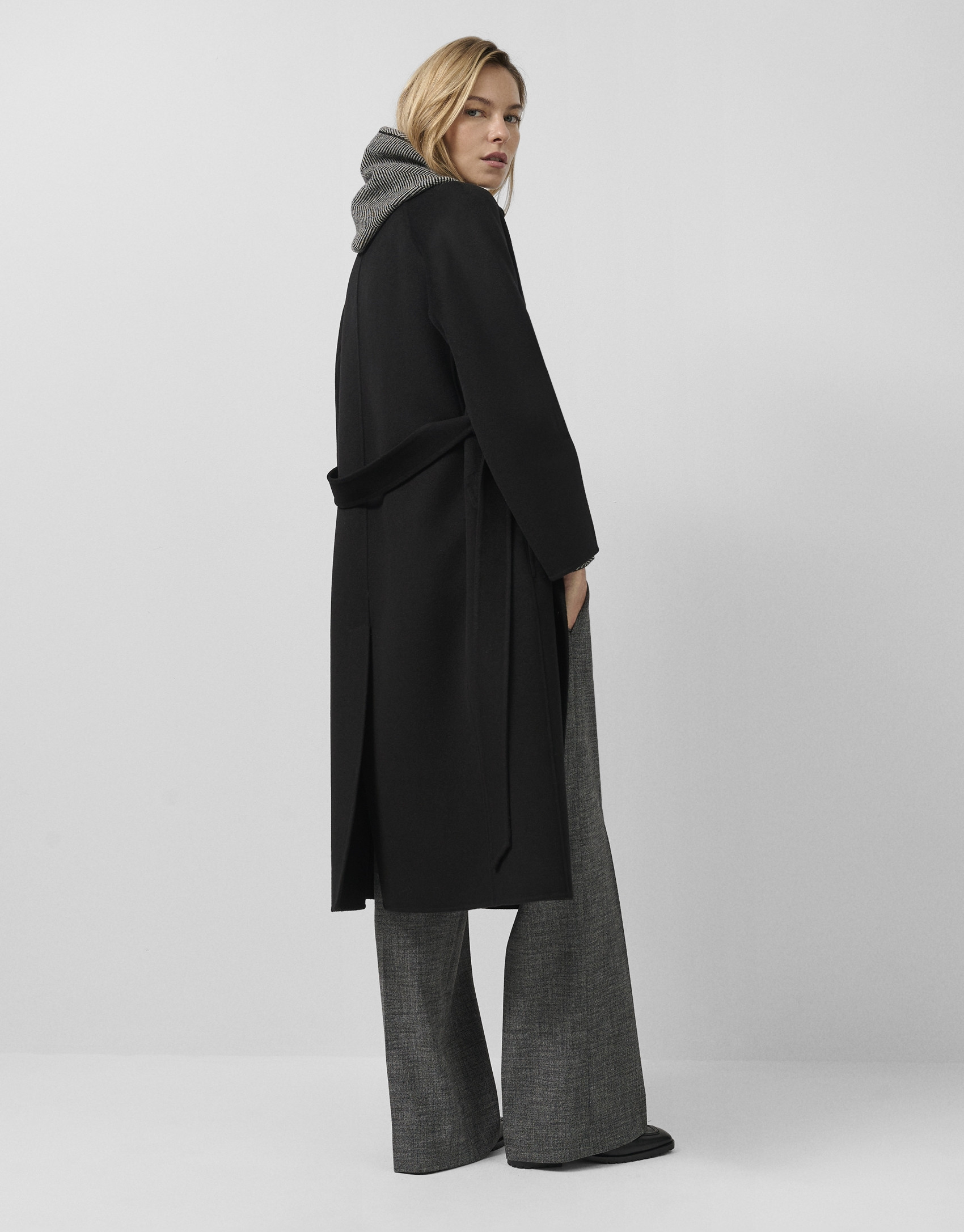 Black double-sided oversized long coat - Woman | Roberto Verino