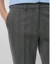 Pantalón recto espiga gris con perfil cámel | Roberto Verino