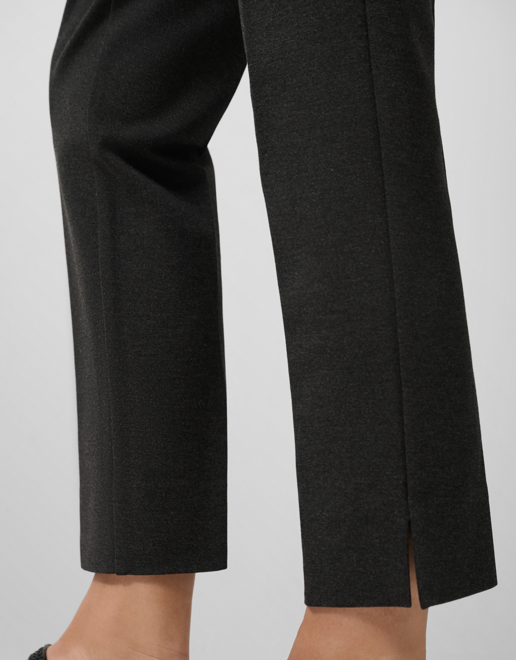 Pantalón punto elástico gris - Mujer - OI2025 | Roberto Verino