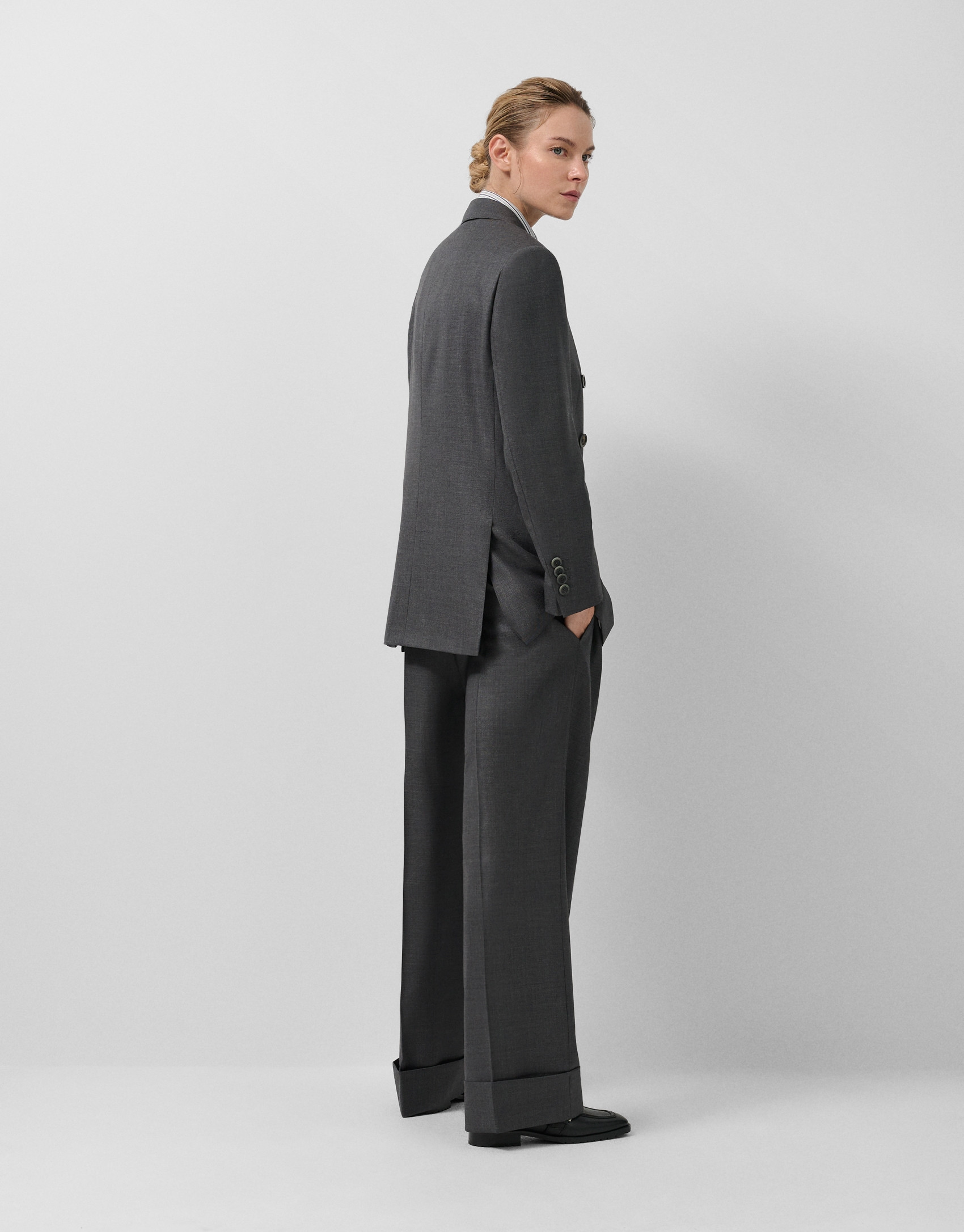Pantalón pinzas corte masculino lana gris | Roberto Verino