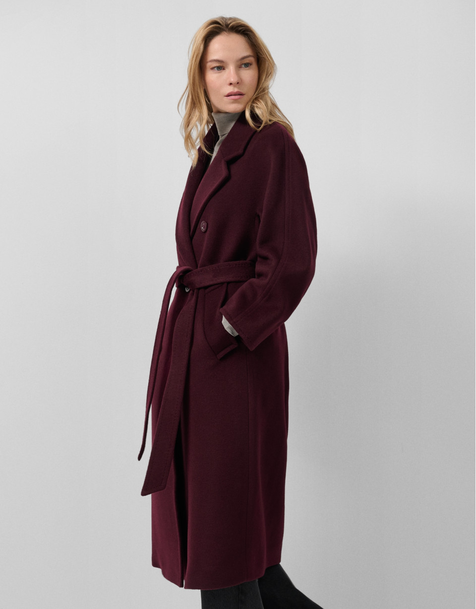 Long aubergine-coloured double-breasted coat | Roberto Verino