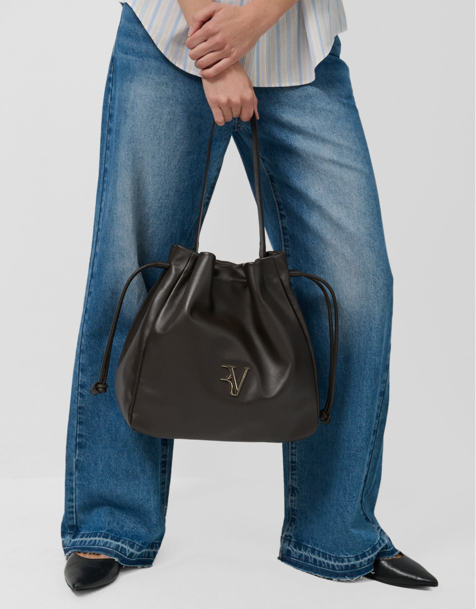 Daniela Hobo shoulder bag in brown leather | Roberto Verino