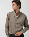Khaki tinted regular sport shirt - Man - AW2025 | Roberto Verino
