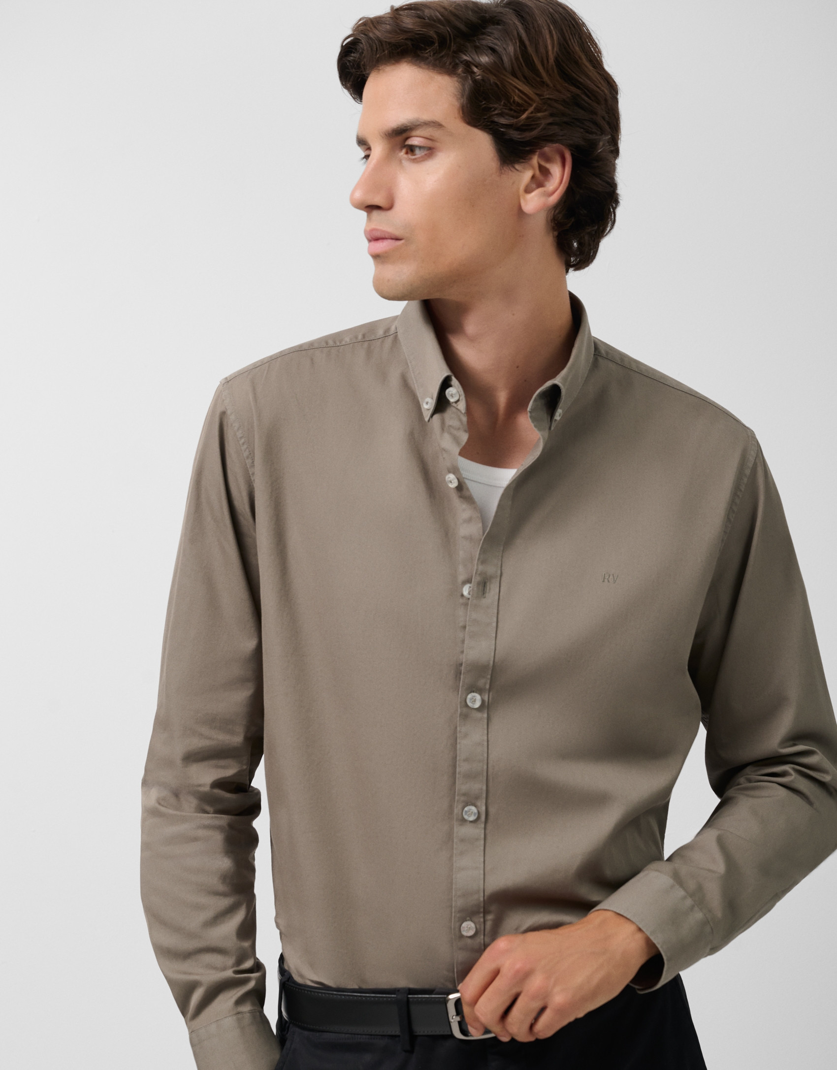 Khaki tinted regular sport shirt - Man - AW2025 | Roberto Verino