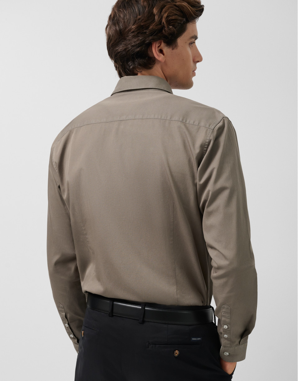 Khaki tinted regular sport shirt - Man - AW2025 | Roberto Verino