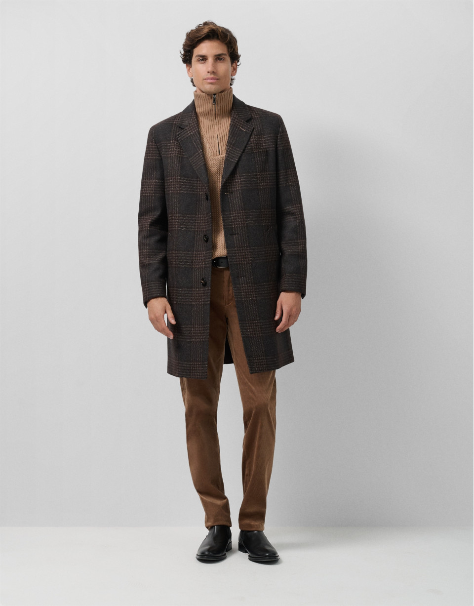 Large checkered coat in brown and natural tones | Roberto Verino
