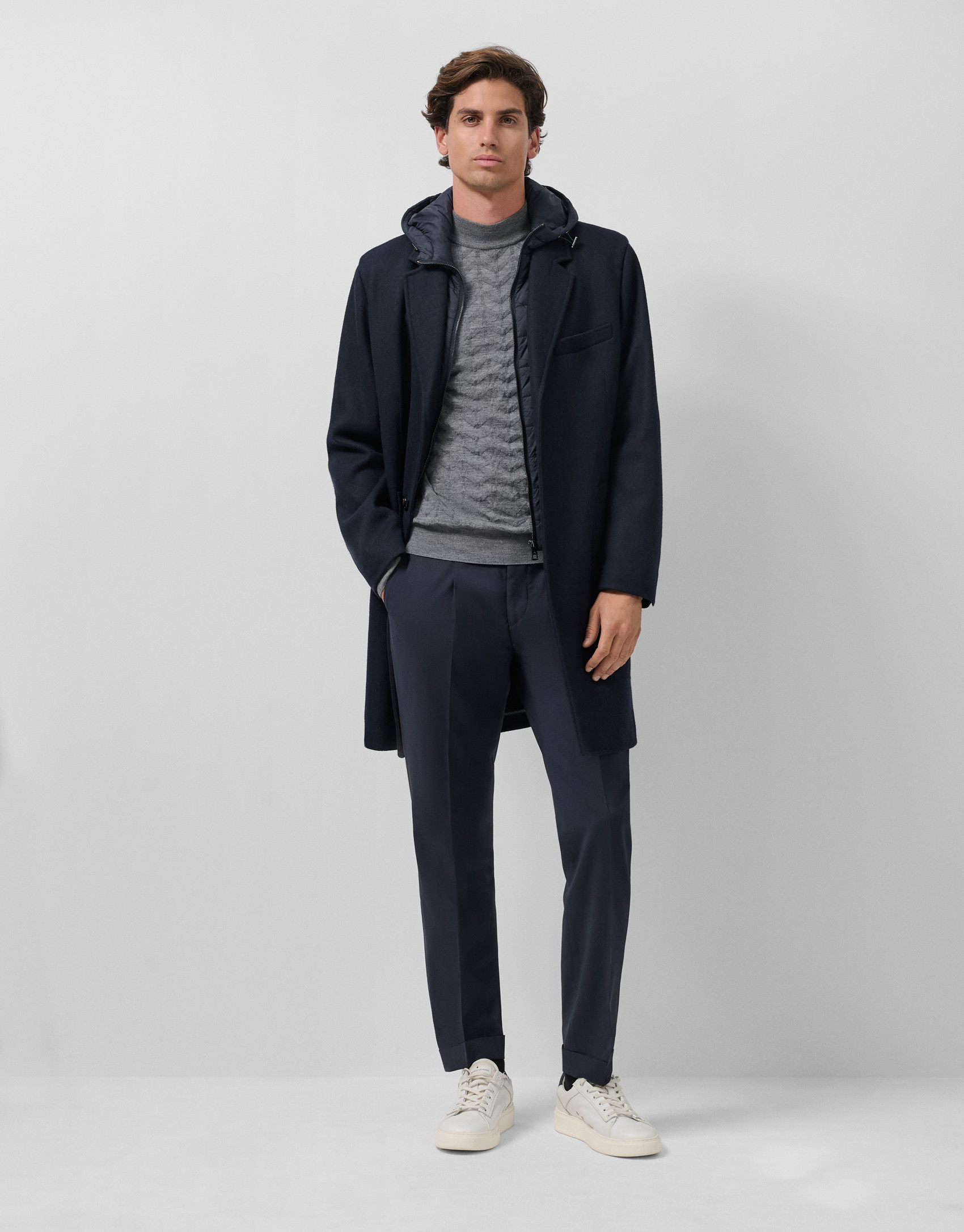 Navy cloth coat with white denim - Man - AW2025 | Roberto Verino