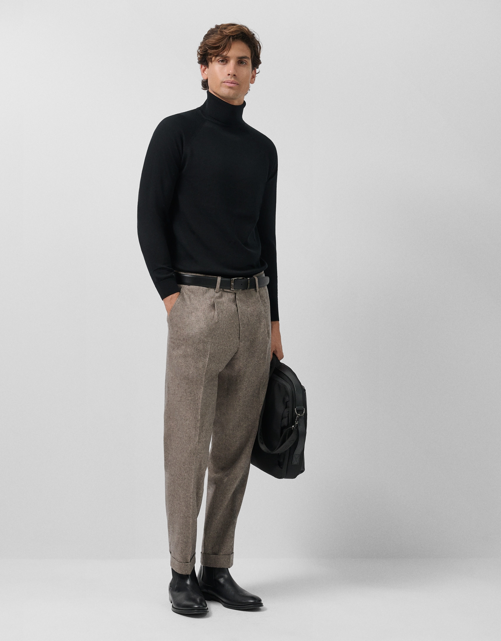 Black wool turtleneck sweater - Man - AW2025 | Roberto Verino