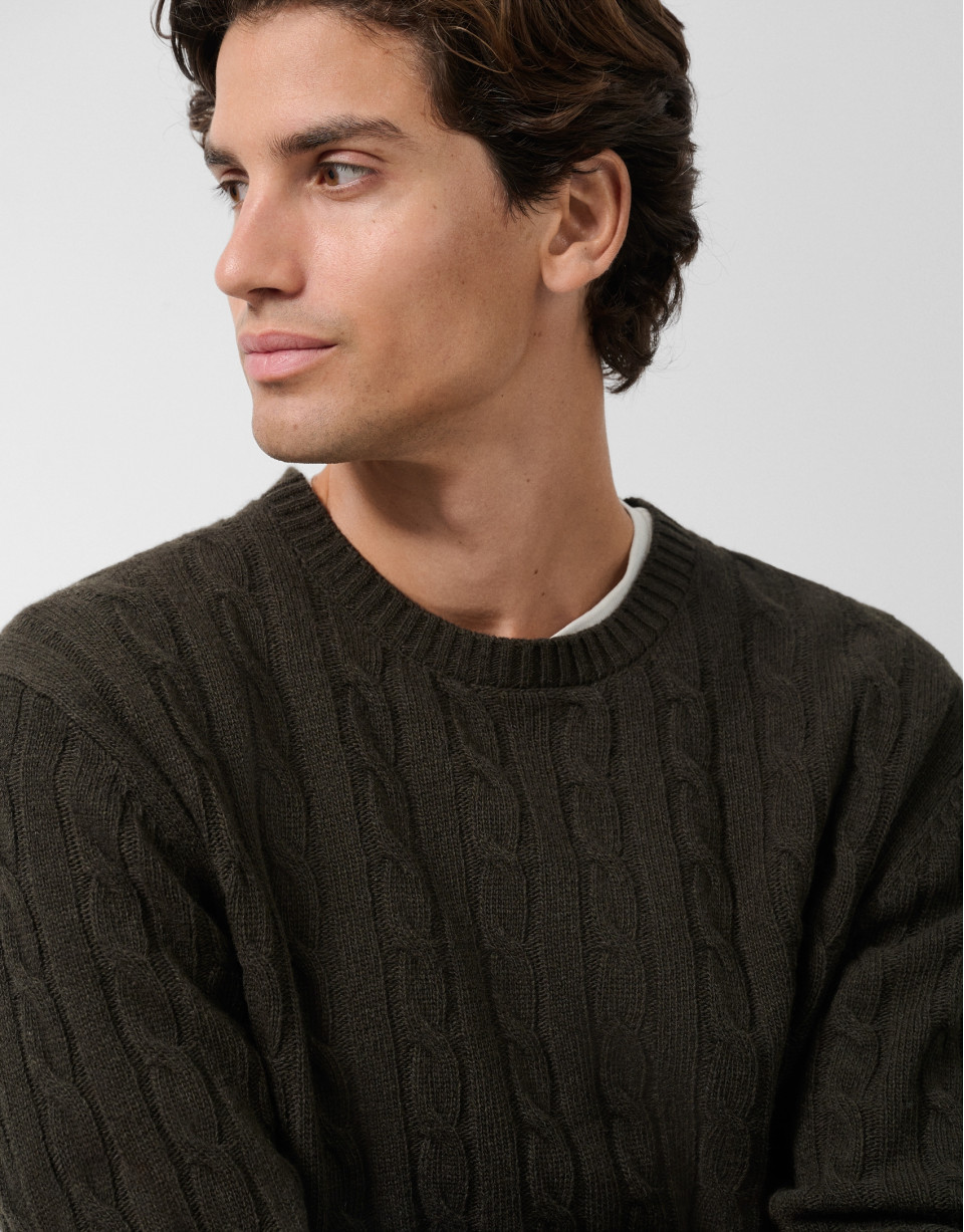 Khaki eight-stitch sweater - Man - AW2025 | Roberto Verino