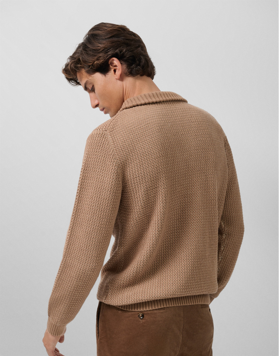 Jersey cuello envolvente color camel - Hombre | Roberto Verino