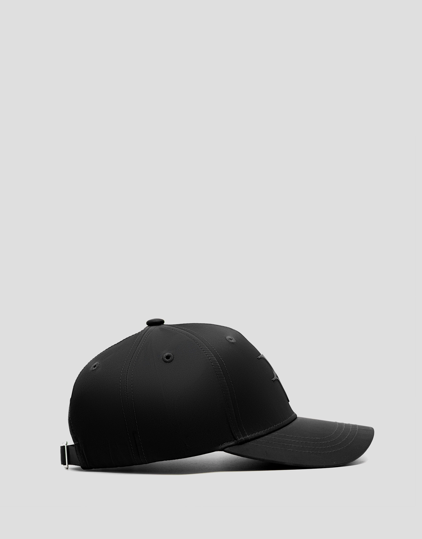 Black nylon visor with embossed logo - Woman | Roberto Verino