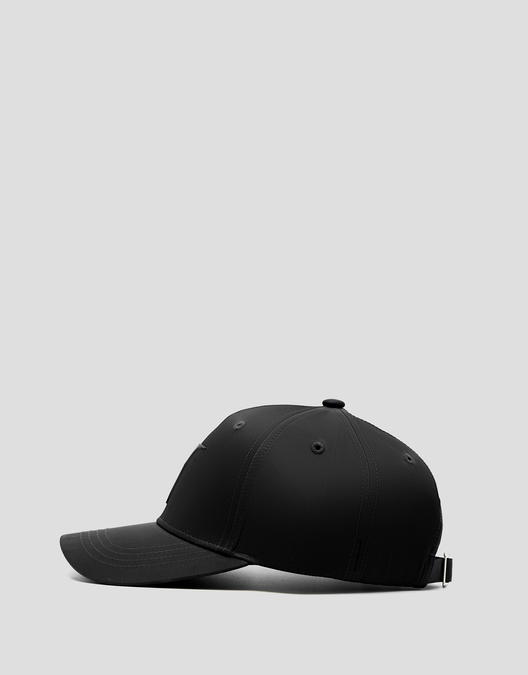 Visera nailon negra con logo en relieve - Mujer | Roberto Verino