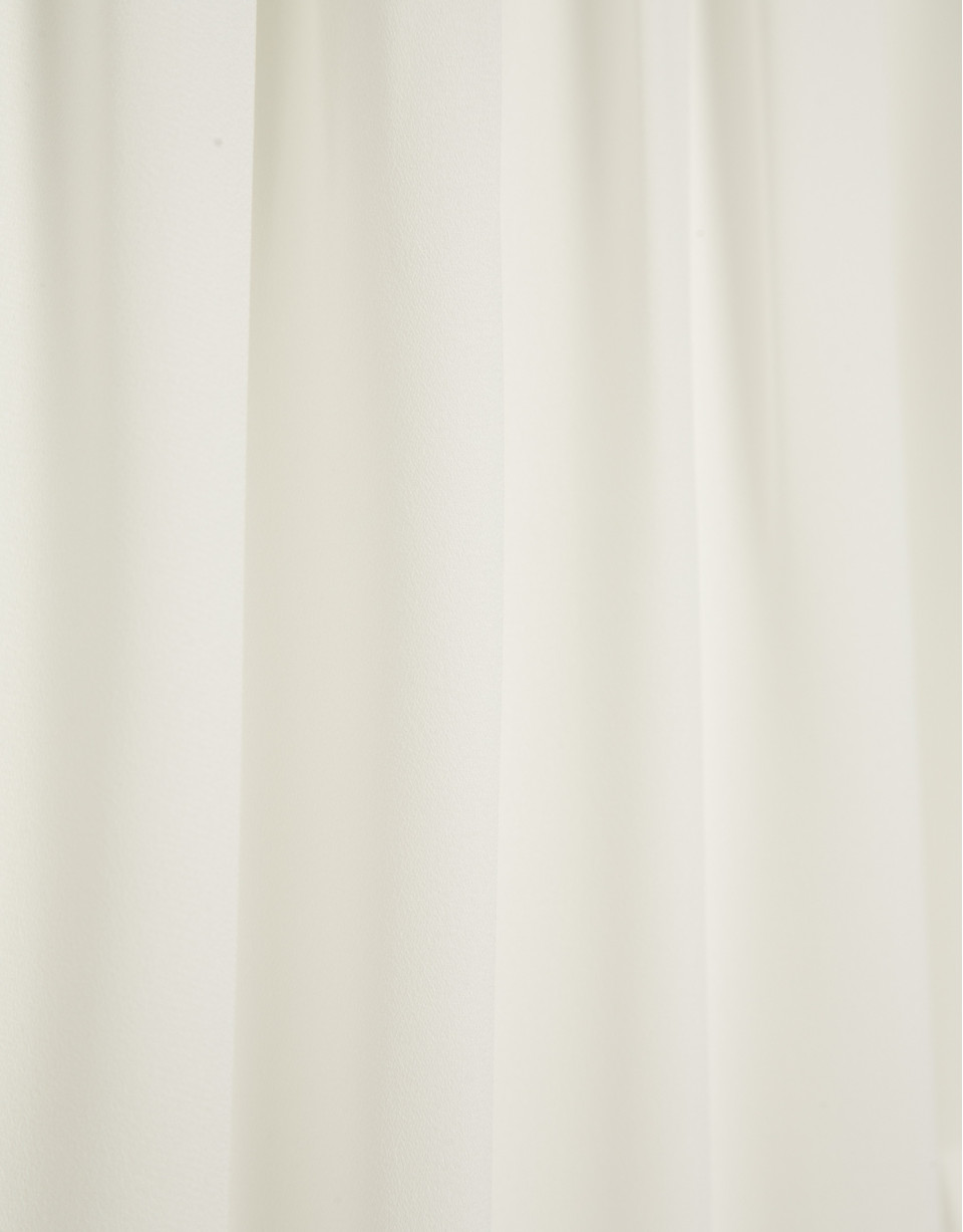 Long-sleeved puffed blouse in ecru crepe | Roberto Verino