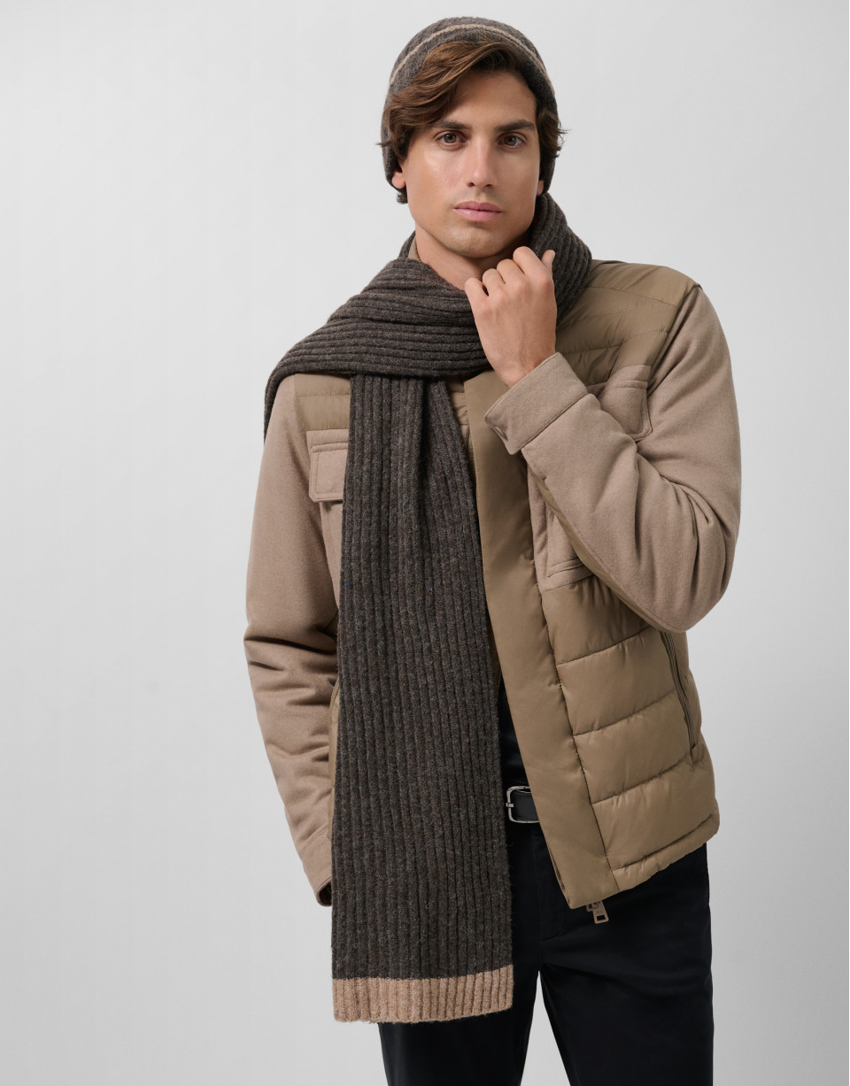 Brown scarf with ecru stripe - Man - AW2025 | Roberto Verino