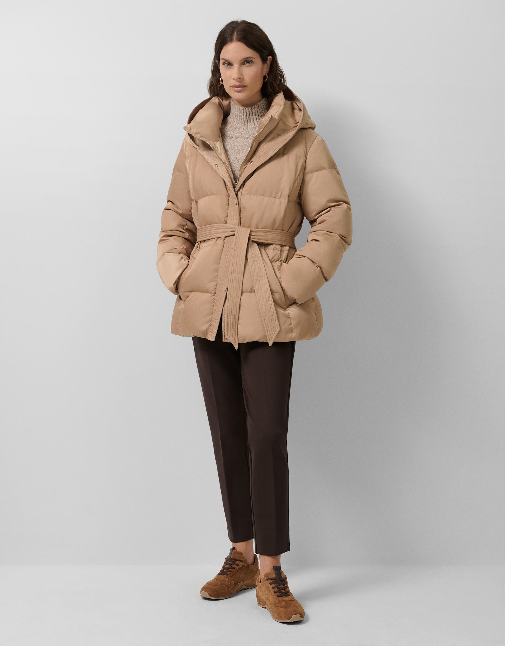 Camel short down jacket with hood - Woman | Roberto Verino