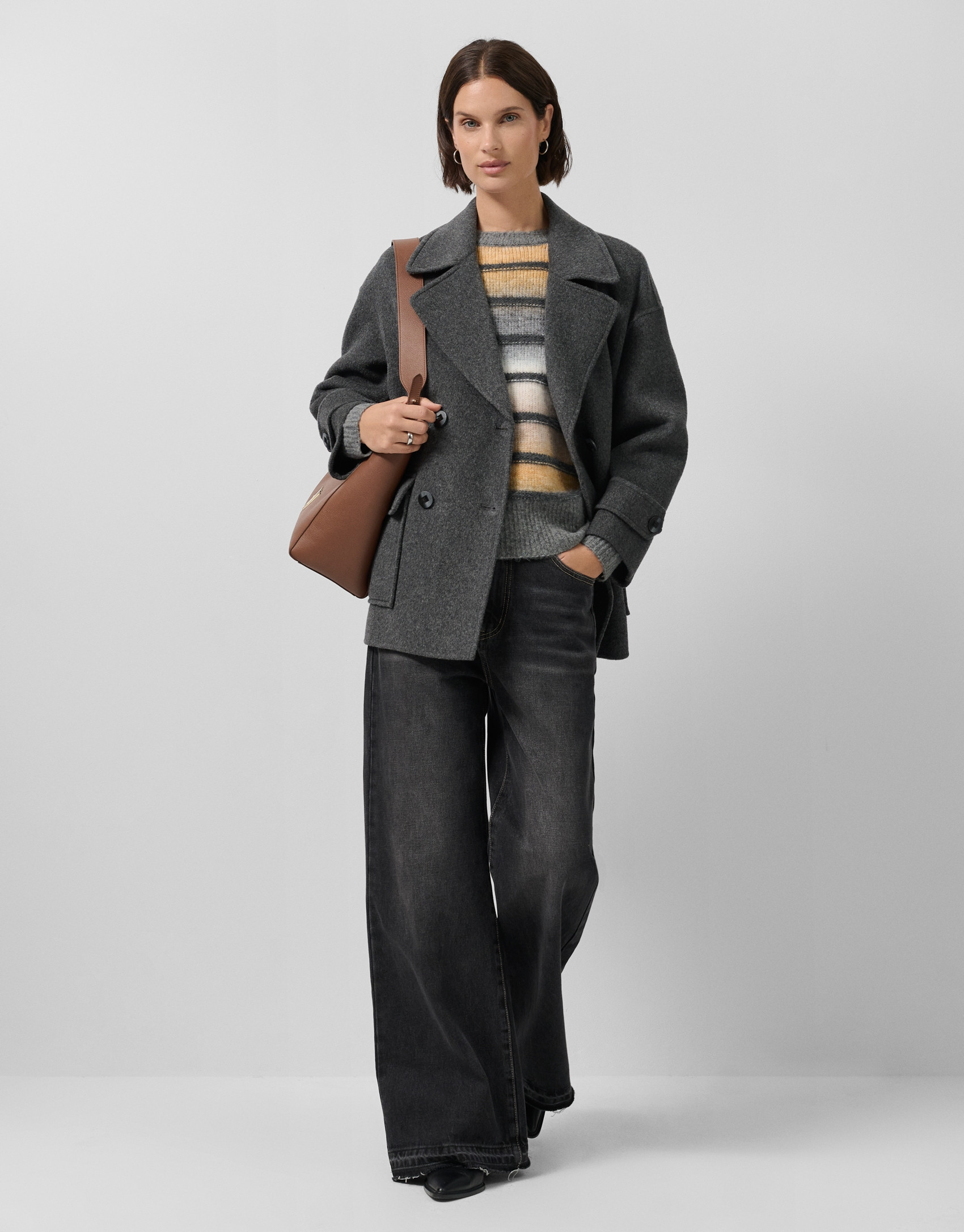 Three-quarter double-sided black ... | Roberto Verino