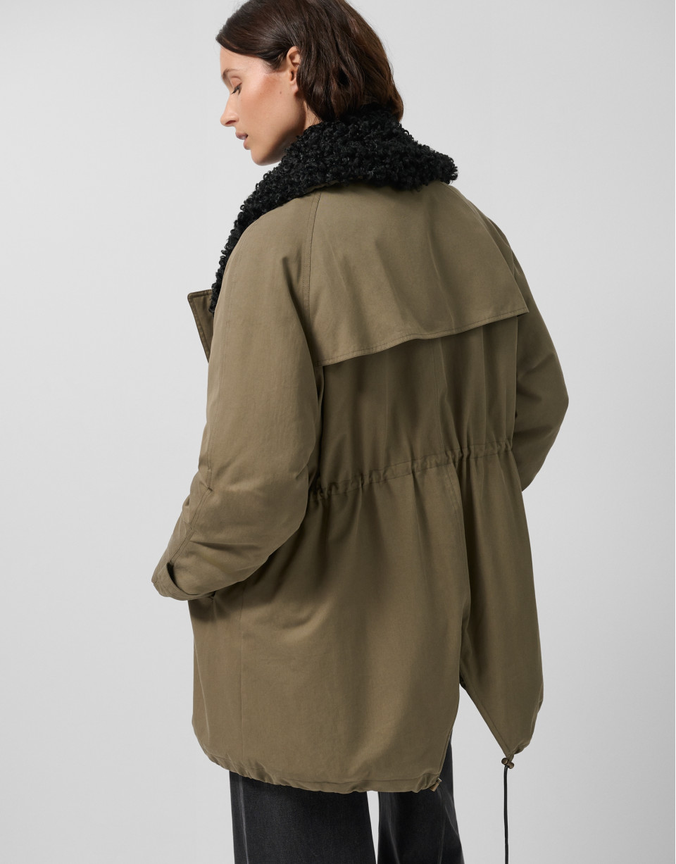 Long green hunting cotton jacket with quilted... | Roberto Verino