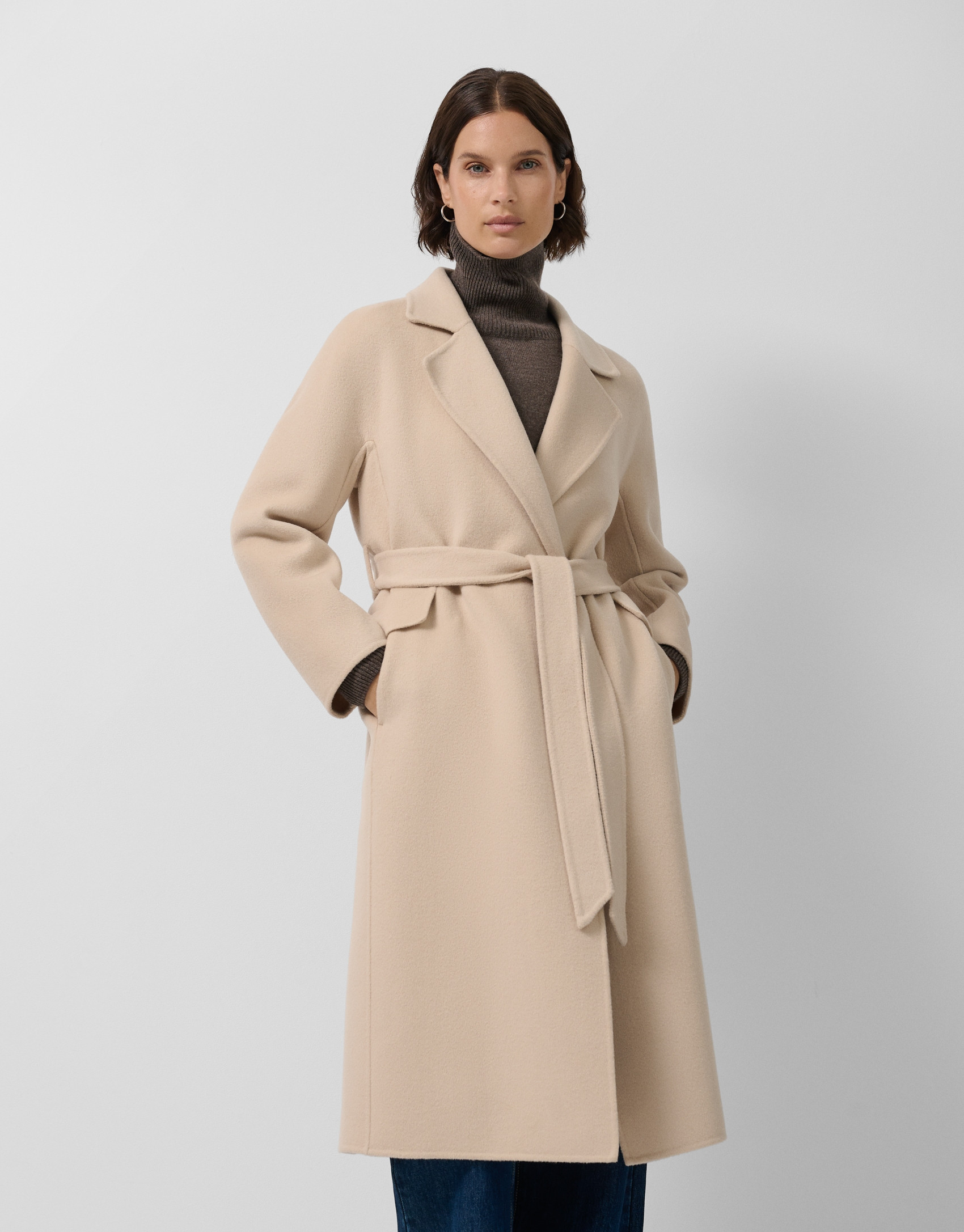 Beige double-sided oversized long coat - Woman | Roberto Verino