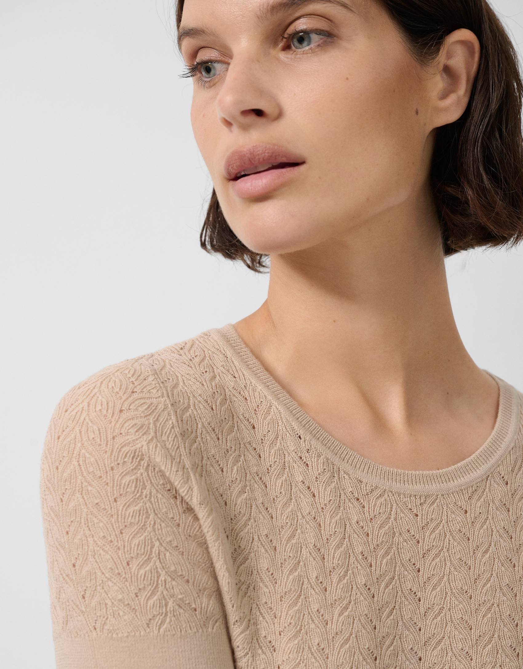 Beige openwork herringbone wool knit ... | Roberto Verino