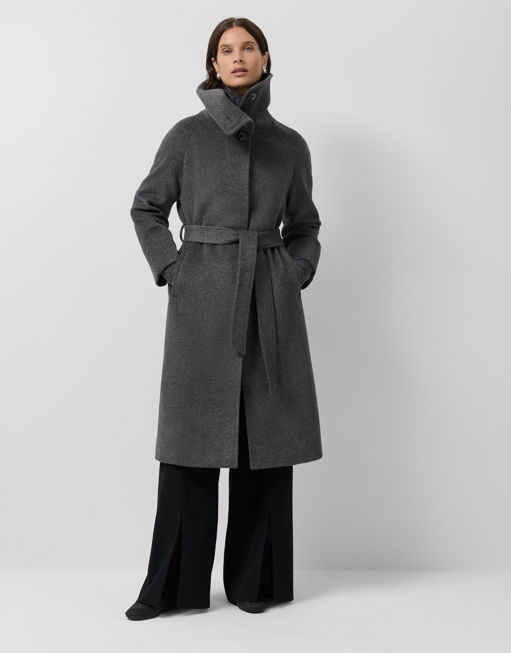 Long coat with a wraparound collar and grey wool | Roberto Verino