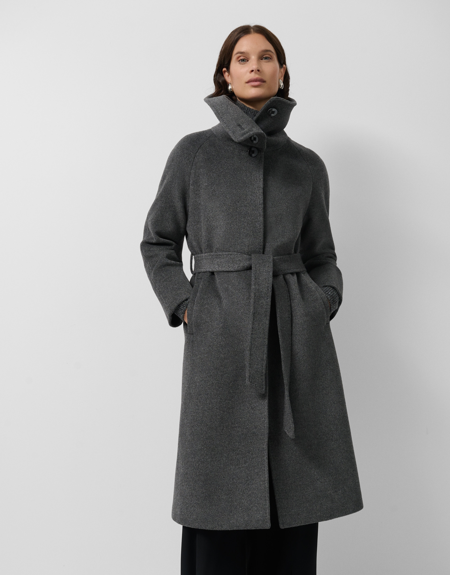 Long coat with a wraparound collar and grey wool | Roberto Verino