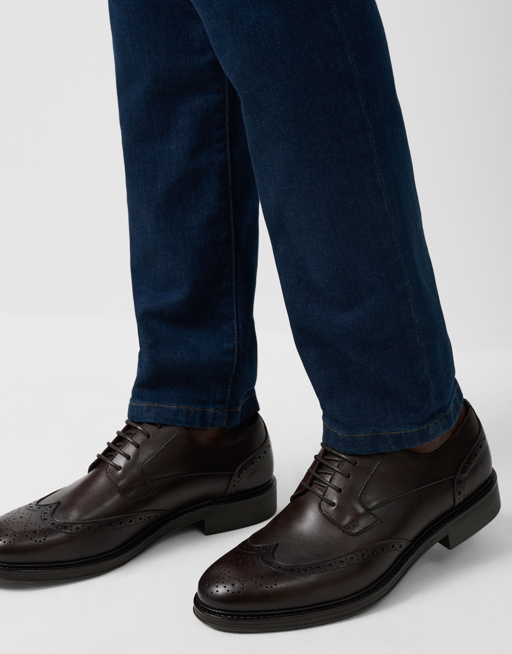 Brown leather blucher-style brogue shoes | Roberto Verino