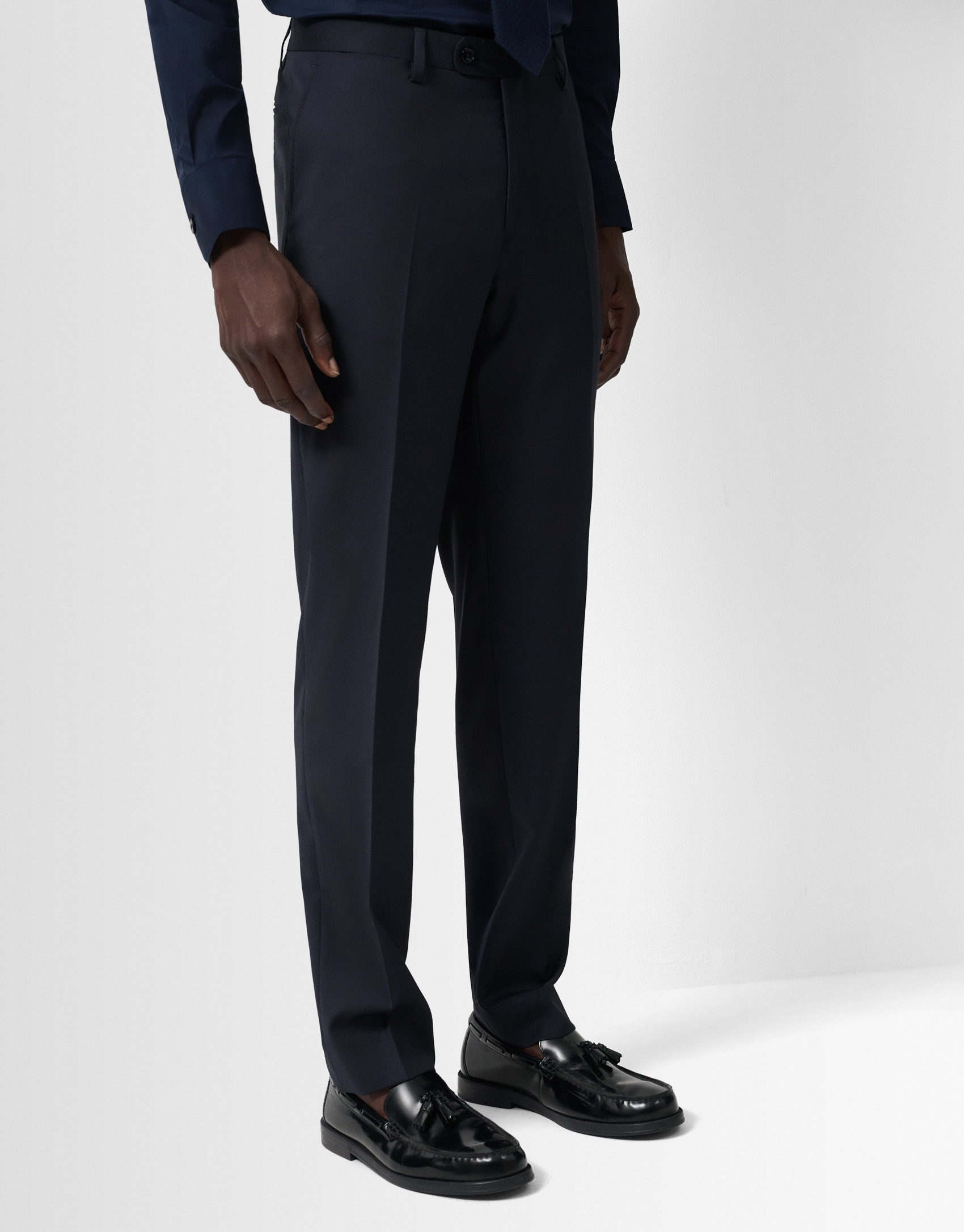 Slim fit half canvas suit in navy blue - Man | Roberto Verino