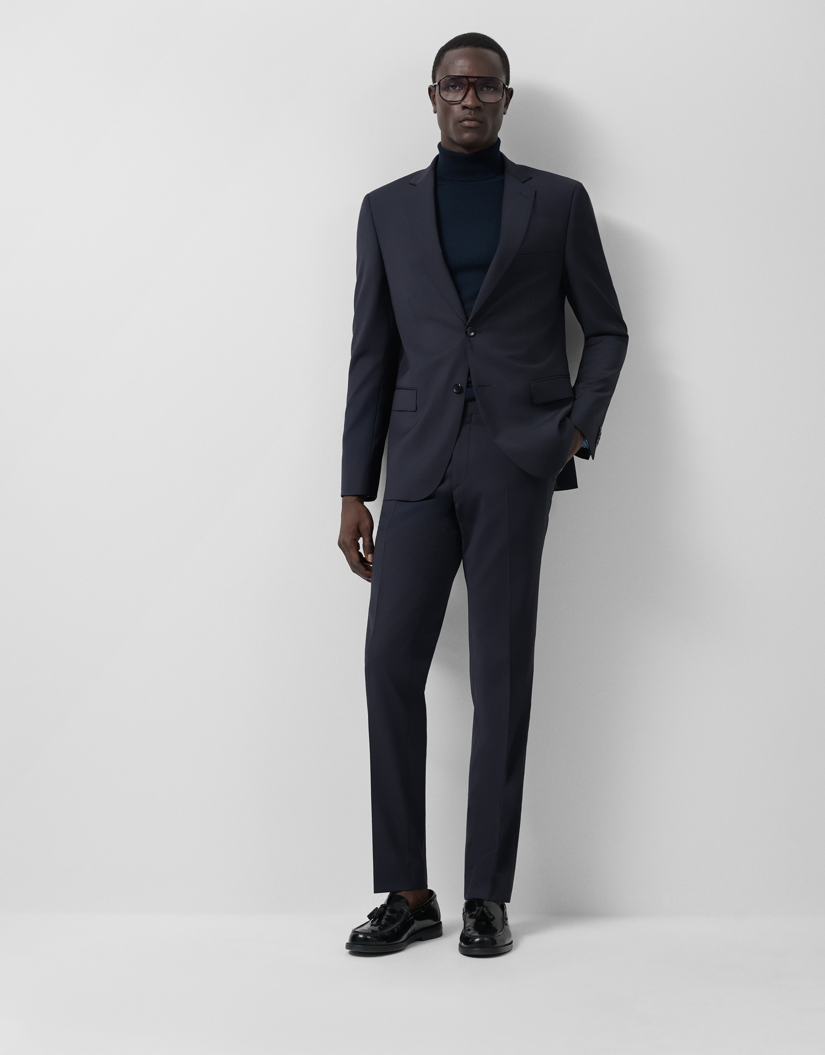 Slim fit half canvas suit in navy blue - Man | Roberto Verino