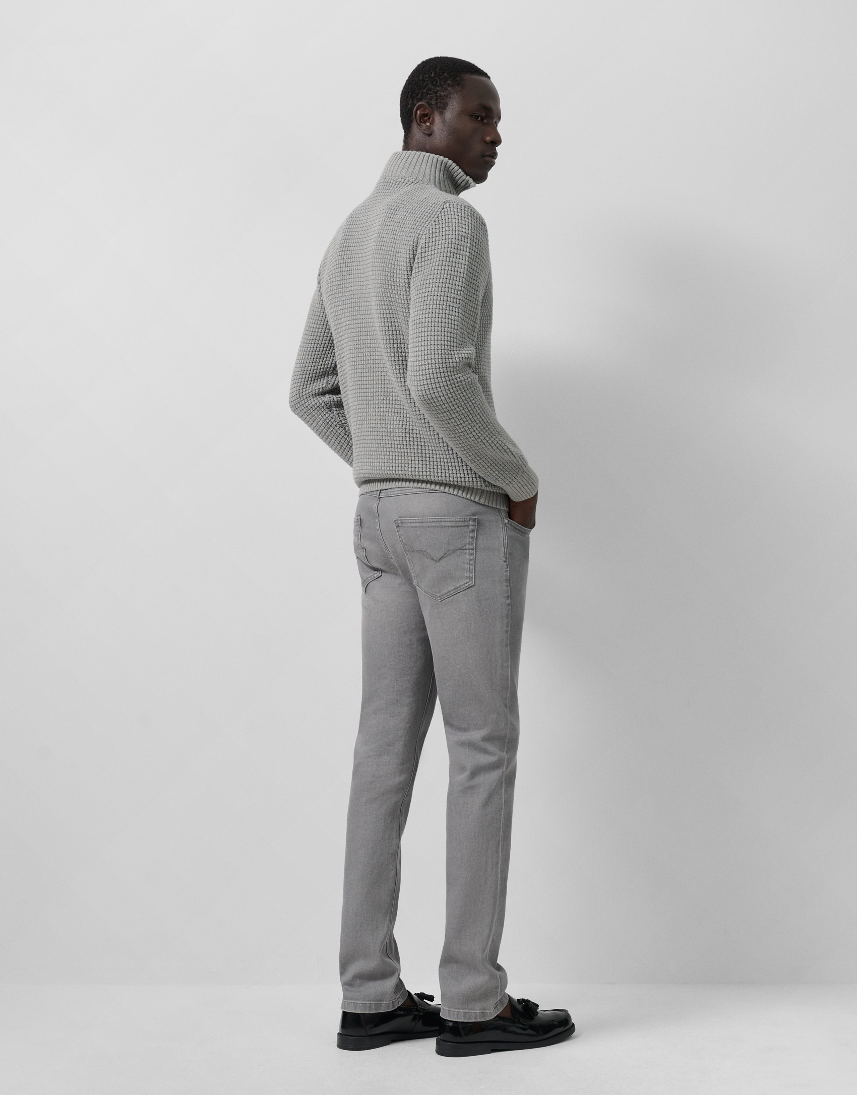 Jersey cuello envolvente color gris - Hombre | Roberto Verino