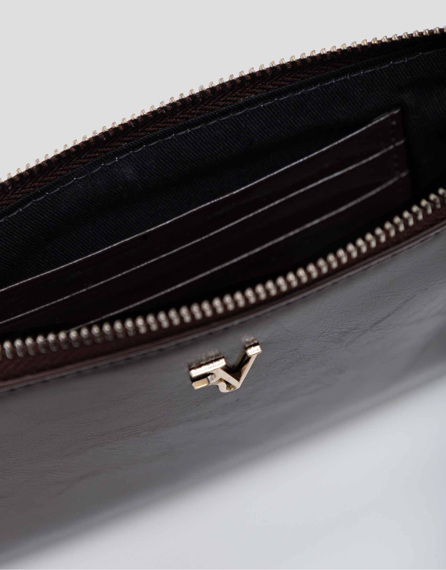 Cartera con cadena Margot en piel craquelada ... | Roberto Verino