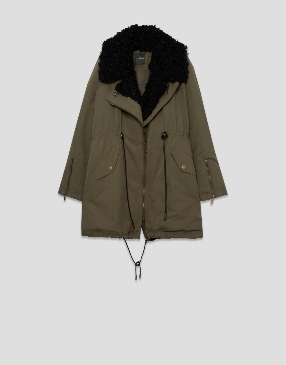 Long green hunting cotton jacket with quilted... | Roberto Verino