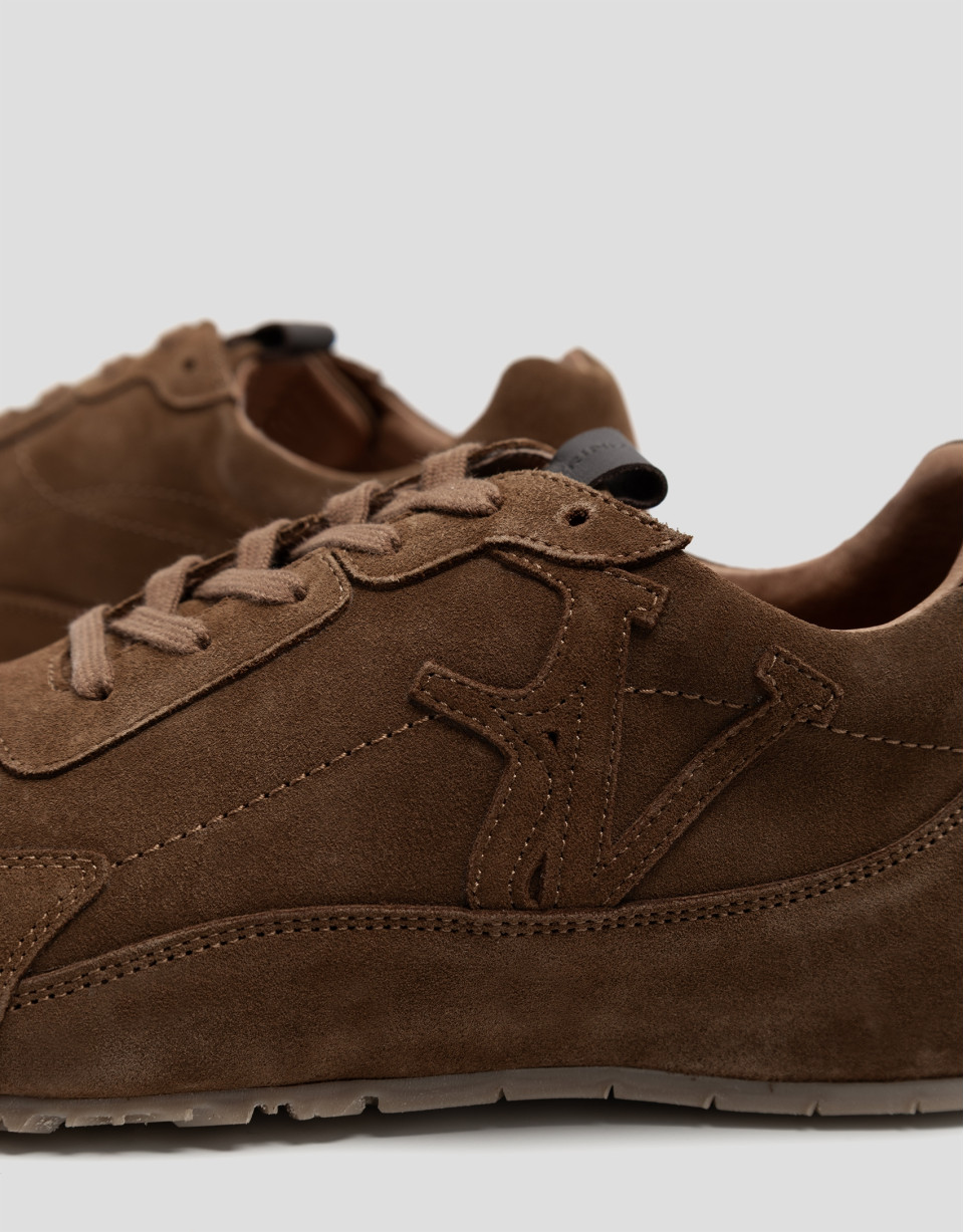 Brown suede trainers - Gifts - AW2025 | Roberto Verino