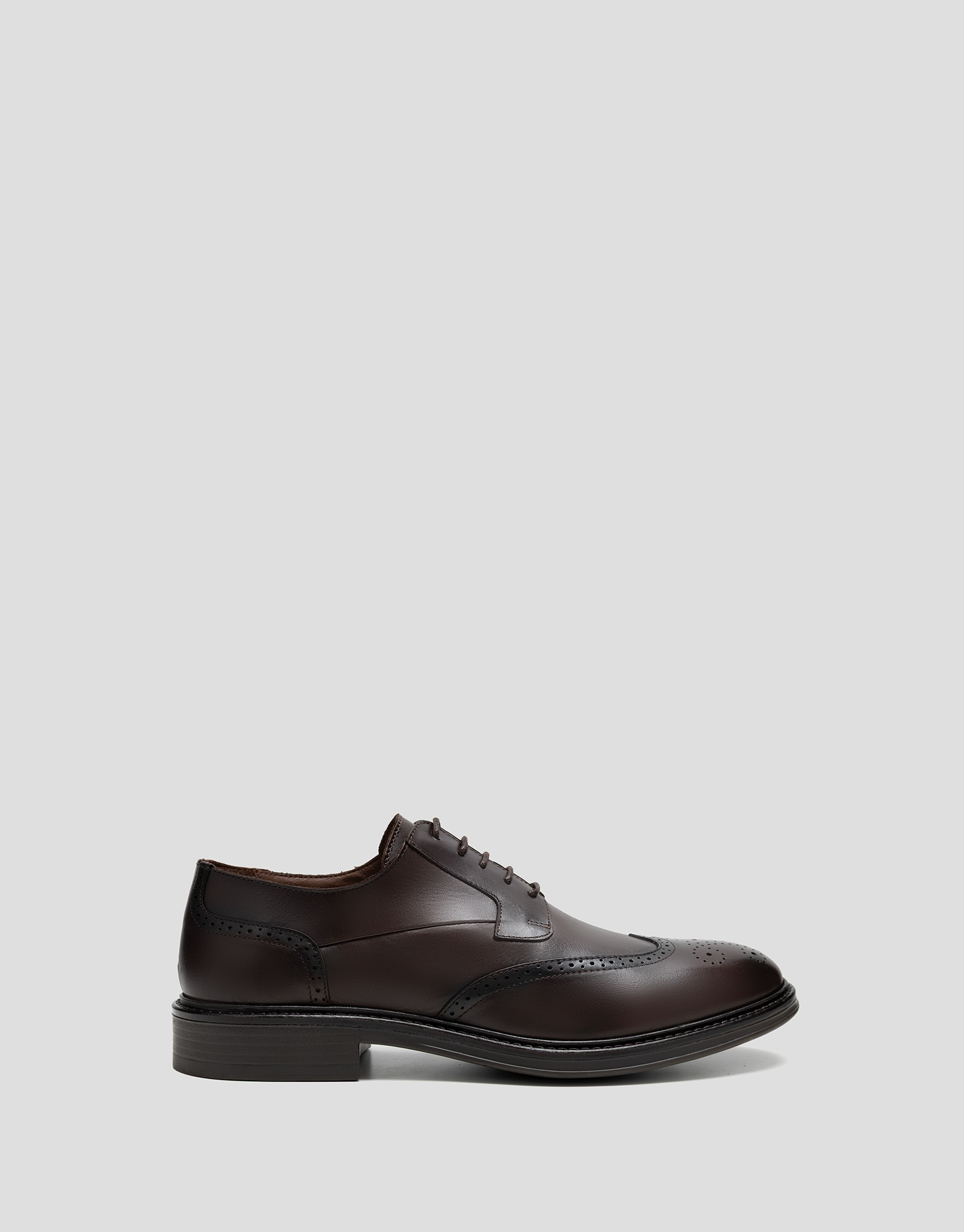 Brown leather blucher-style brogue shoes | Roberto Verino