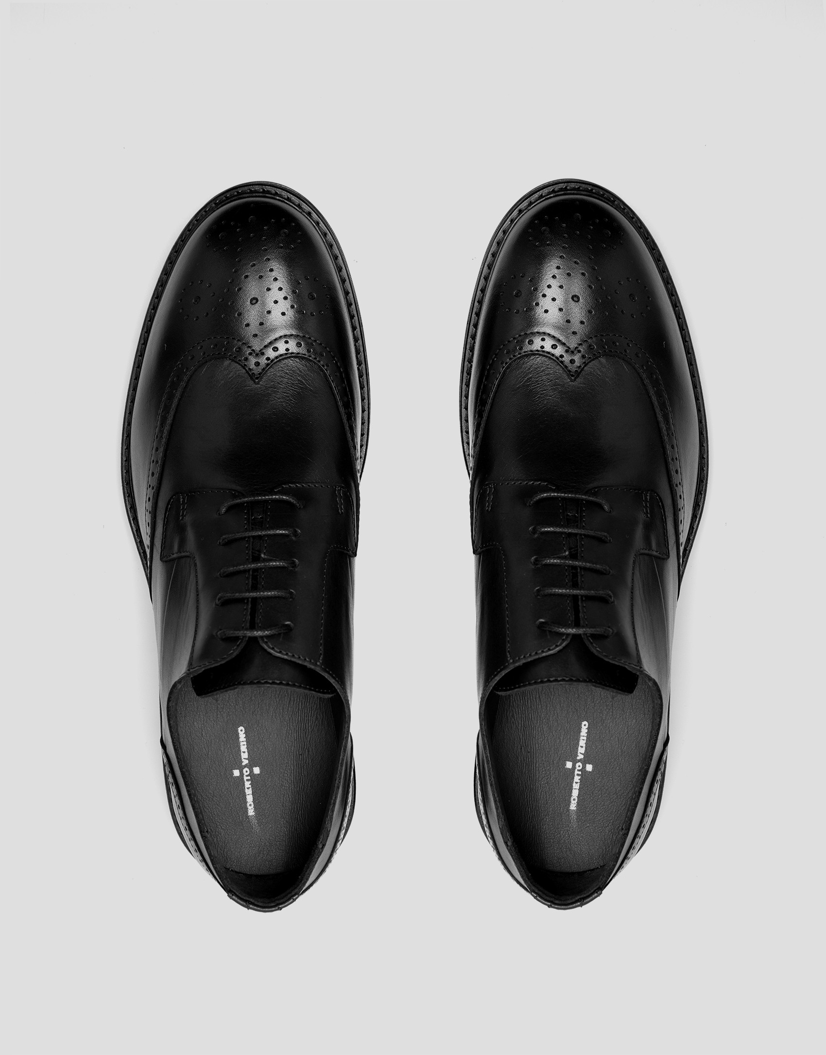 Black leather blucher-style brogue shoes - Man | Roberto Verino