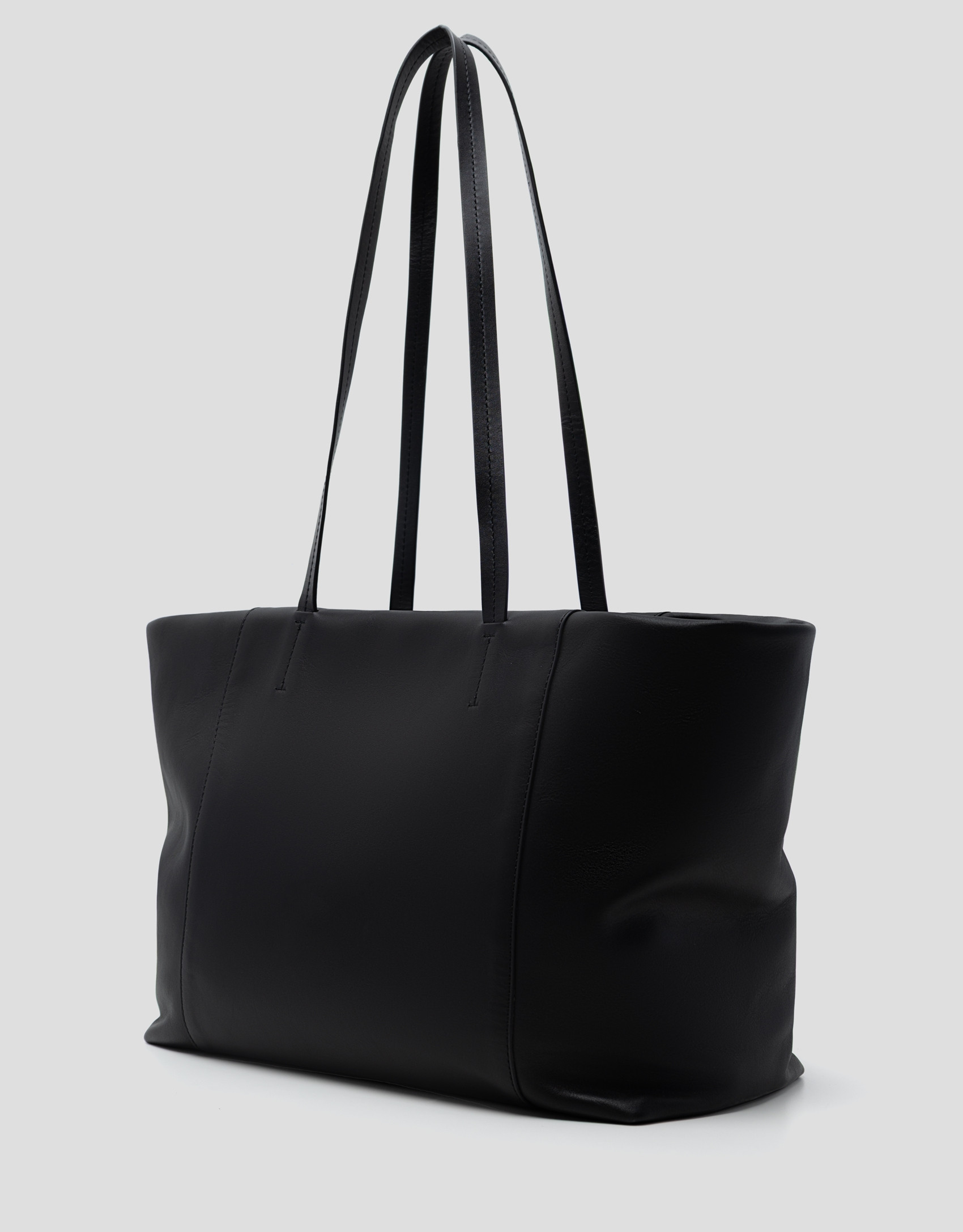 Megan Zipper black leather shopper bag - Woman | Roberto Verino