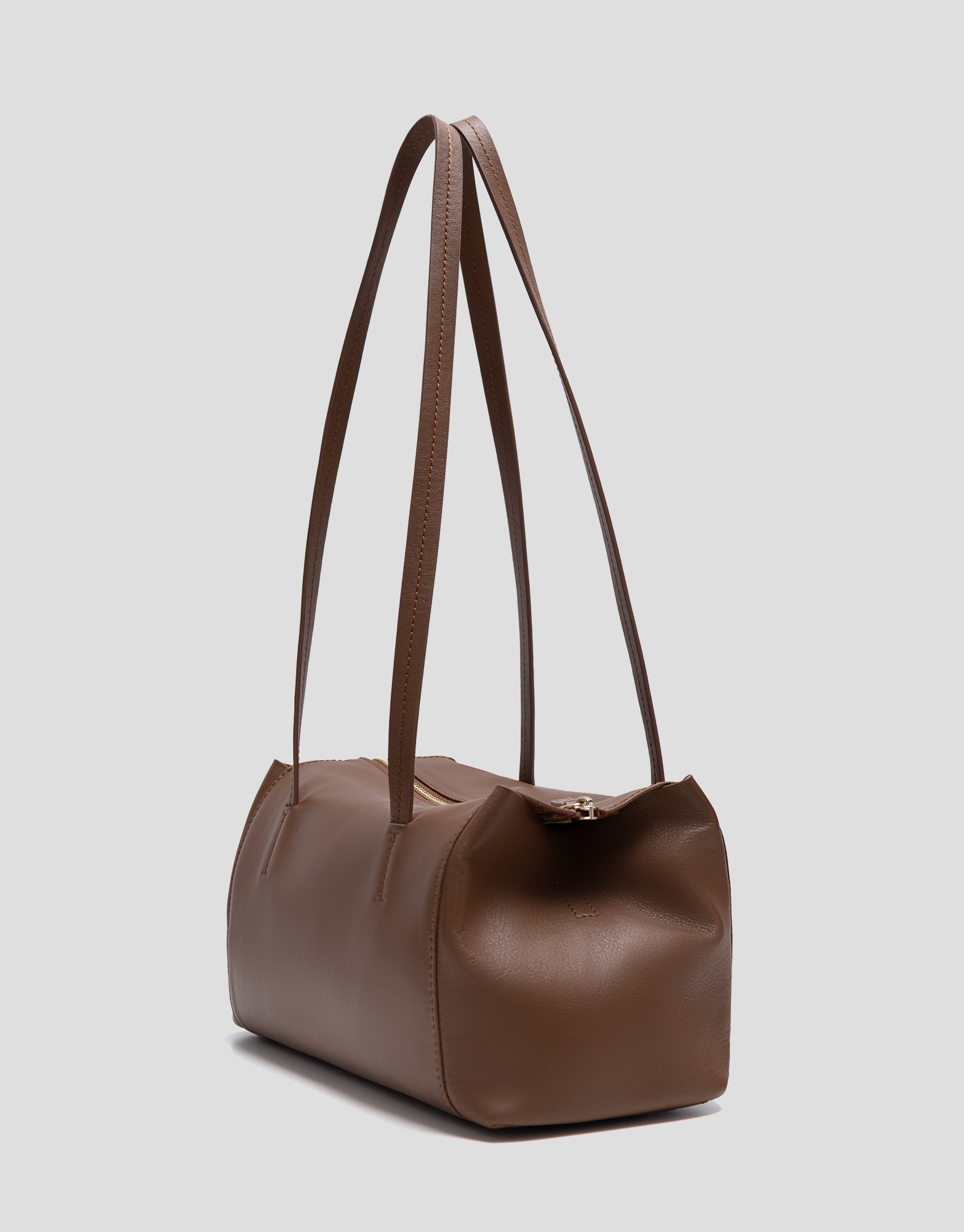 Megan Zipper shoulder bag in light brown leather | Roberto Verino