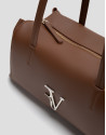 Megan Zipper shoulder bag in light brown leather | Roberto Verino