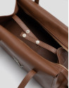 Megan Zipper shoulder bag in light brown leather | Roberto Verino