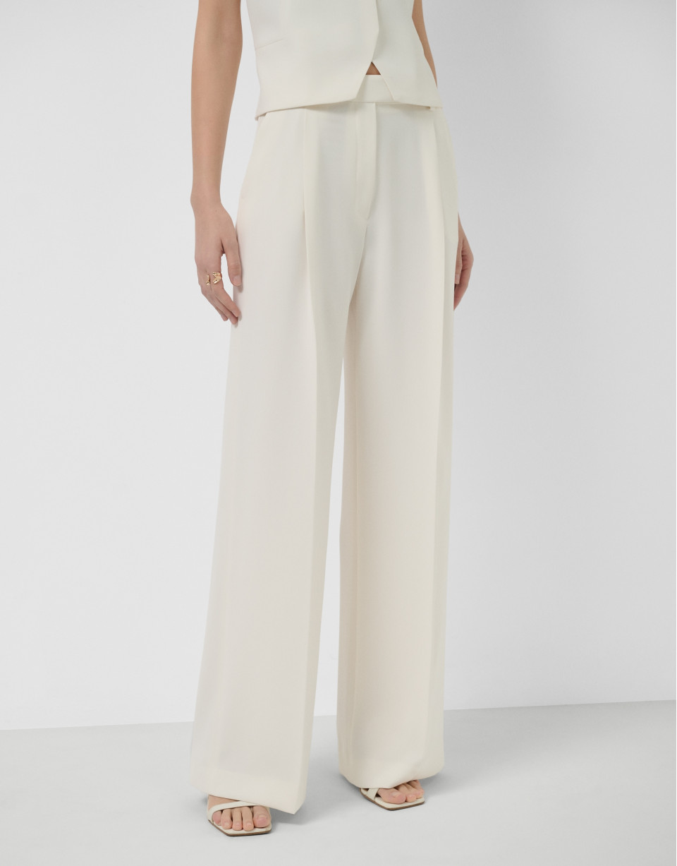 Pantalón recto con pinzas crepé crudo - Mujer | Roberto Verino